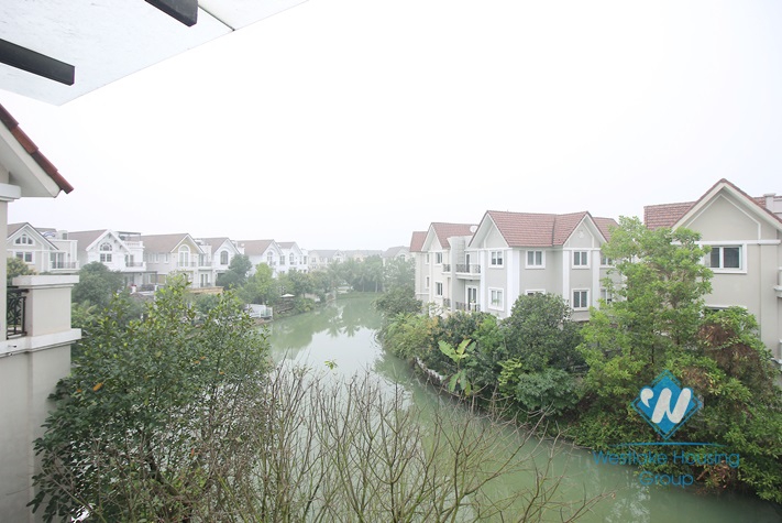 Green villa for rent in Vinhomes Riverside, Long Bien District, Hanoi.